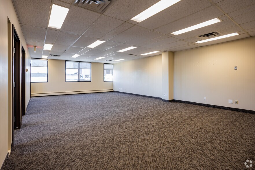 Photo of 8th Floor Ste 802