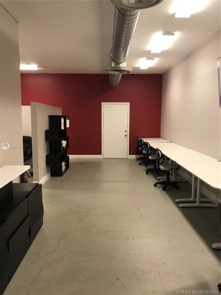 More Photos Of 20101-20161 NE 16th Pl, Miami Loft Creative Space For Sale