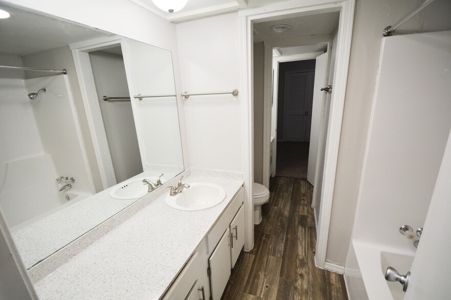 More Photos Of 3218 S 93rd East Ave, Tulsa Apartments For Sale