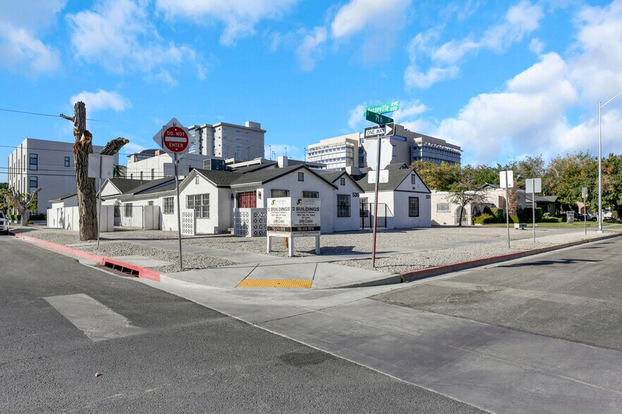 More Photos Of 530 S 7th St, Las Vegas Office Residential For Lease