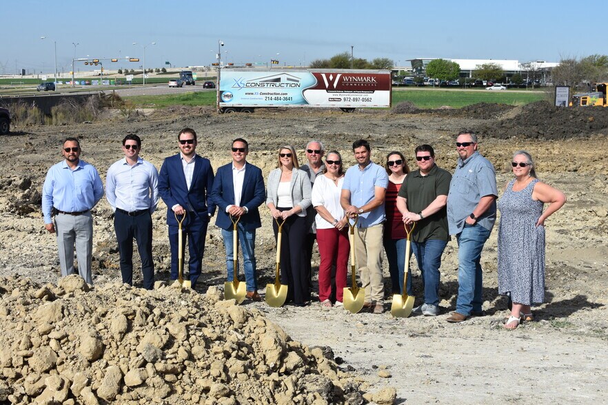 More Photos Of Spring Creek Parkway, Plano Medical For Sale