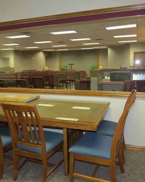 More Photos Of 626 W Main St, Fairfield Lodge Meeting Hall For Lease