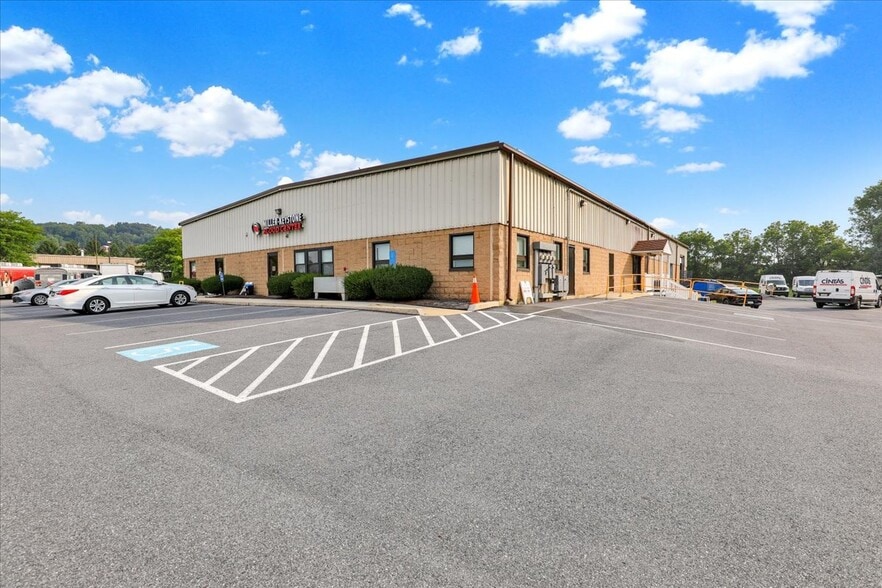More Photos Of 2745 Leisczs Bridge Rd, Reading Industrial For Sale