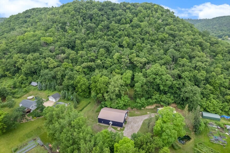 More Photos Of 15315 County Road 25, Rollingstone Flex For Sale