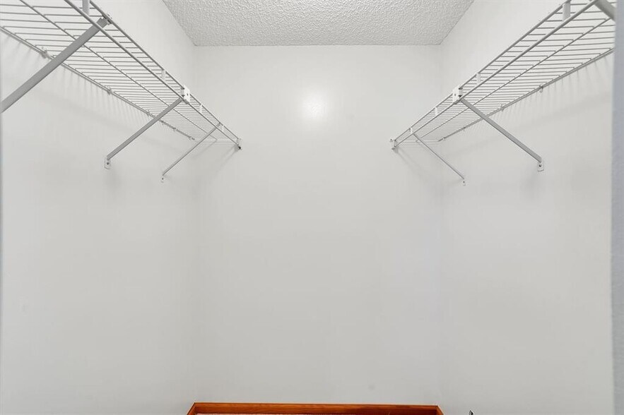 More Photos Of 5907 Tyler St, Hollywood Apartments For Sale