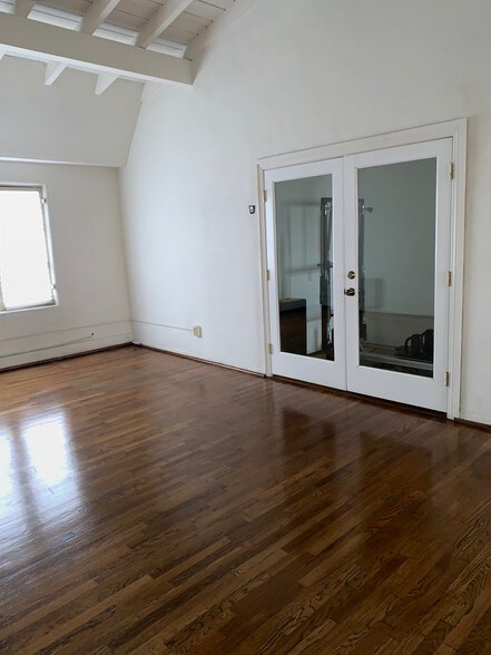 More Photos Of 518-522 Wilshire Blvd, Santa Monica Storefront Retail Office For Lease