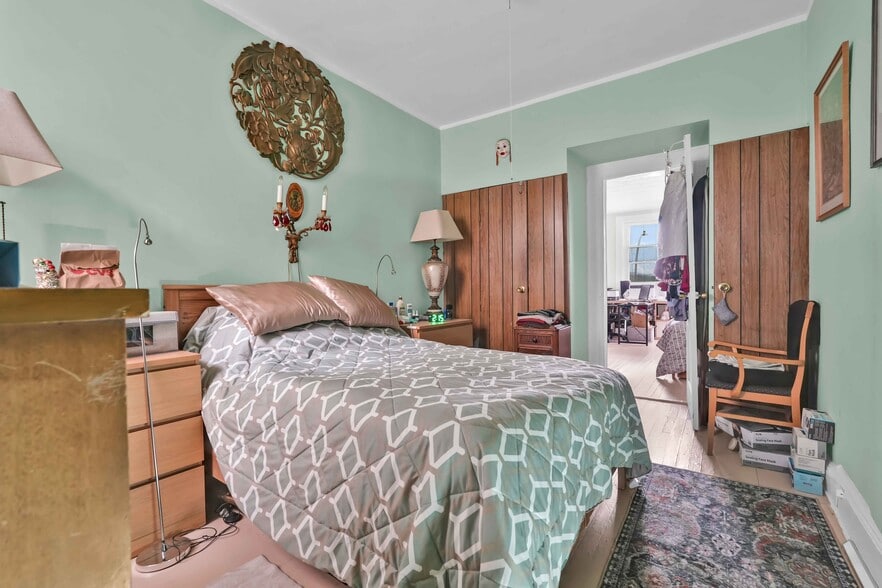 More Photos Of 6340 Fresh Pond Rd, Ridgewood Apartments For Sale