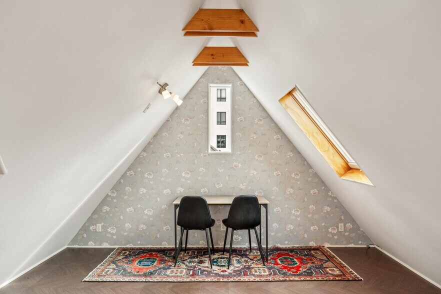 More Photos Of 356 24th St, Oakland Freestanding For Sale