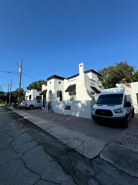 More Photos Of 822 Menendez Ct, Orlando Office Residential For Lease