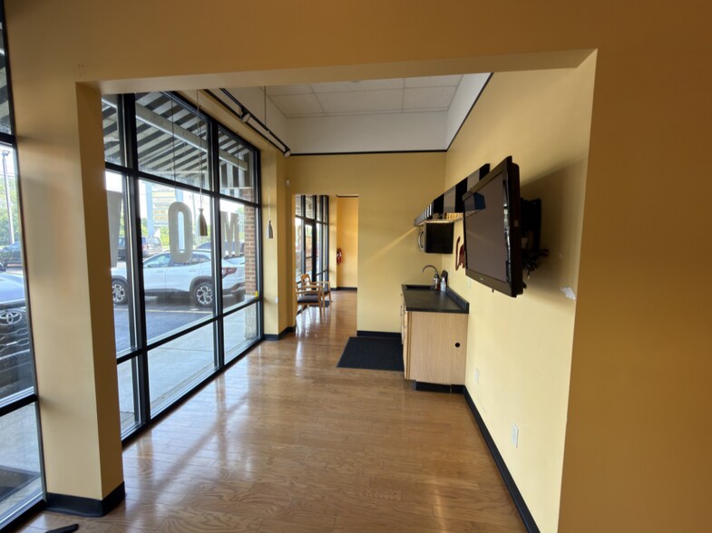 More Photos Of 5021 S Kentucky Ave, Indianapolis Unknown For Lease