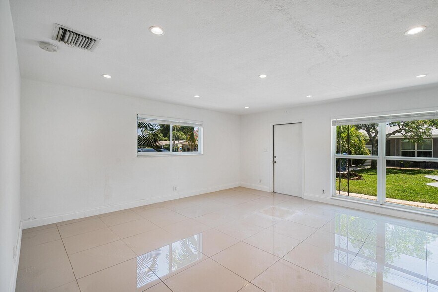 More Photos Of 2201 NE 14th Ave, Wilton Manors Apartments For Sale