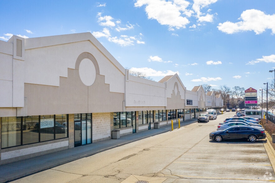 More Photos Of 18400-18490 Livernois Ave, Detroit General Retail For Sale