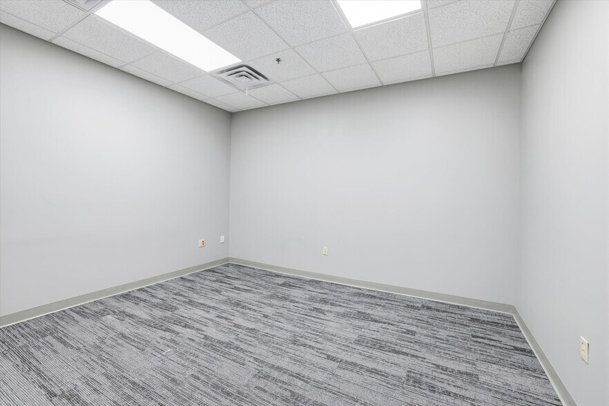 More Photos Of 2252 Killearn Center Blvd, Tallahassee Office For Lease