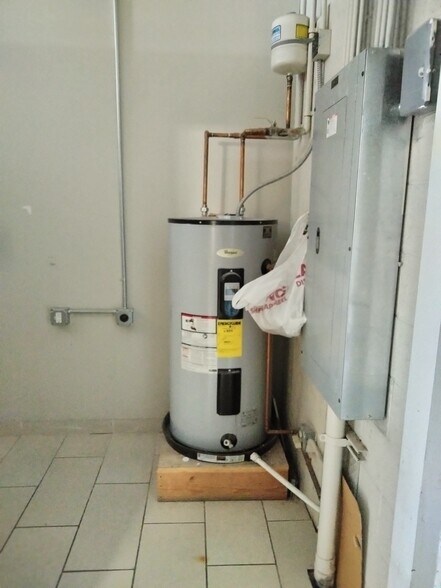 More Photos Of W Glendale Ave @ N 67th Ave, Glendale Unknown For Lease