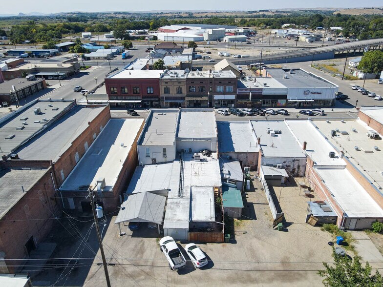 More Photos Of 16 N Main St, Payette Storefront Retail Residential For Sale