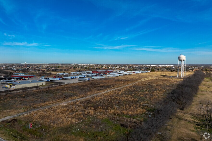 Primary Photo Of 10538 FM 1641, Forney Warehouse For Lease
