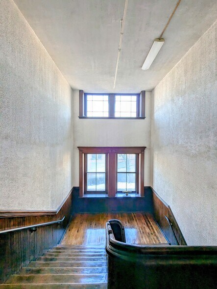 More Photos Of 2617 Peach St, Erie Office For Lease