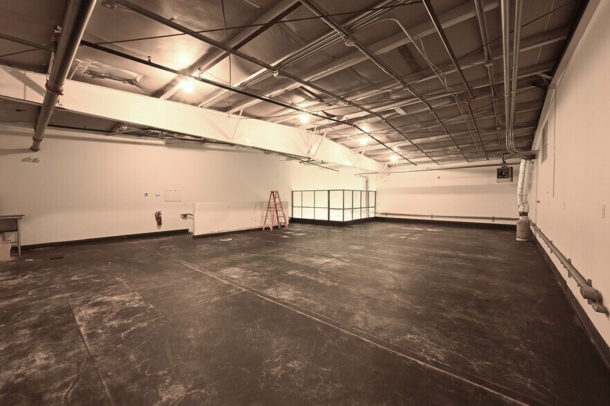 More Photos Of 5739 Bueno Dr, Fort Collins Industrial For Sale