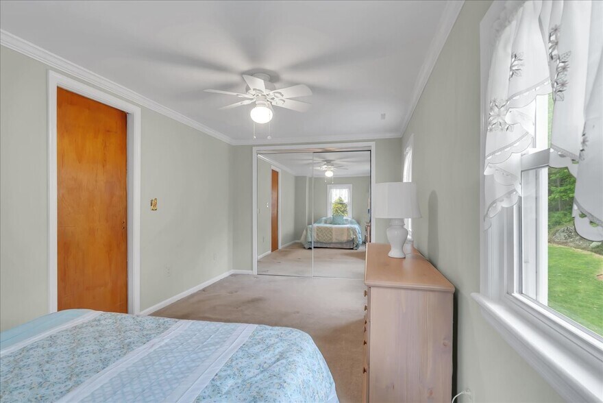 More Photos Of 47-49 Furnace ave, Wanaque Flex For Sale