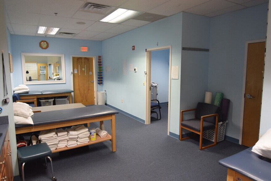 More Photos Of 1456 Ferry Rd, Doylestown Office For Sale