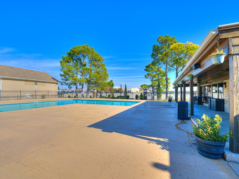 More Photos Of 2302 S 137th East Ave, Tulsa Apartments For Sale
