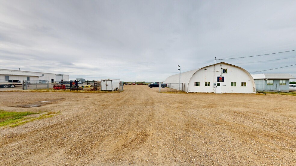 More Photos Of 3804-47 Ave, Stettler Warehouse For Sale