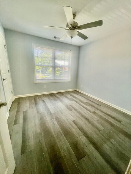 More Photos Of 1430 E Main St, Murfreesboro Multifamily For Sale