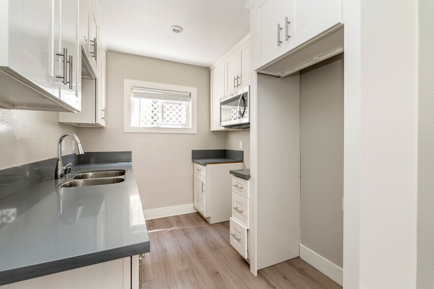 More Photos Of 14715-14719 Chadron Ave, Gardena Apartments For Sale