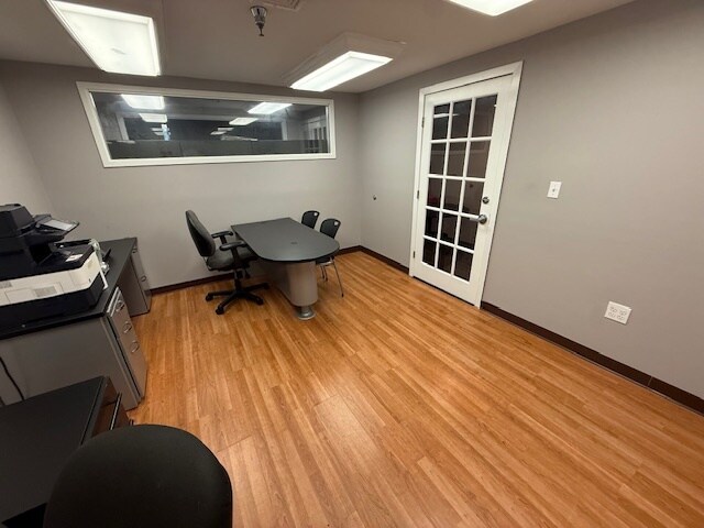 More Photos Of 3850 Main St, Bridgeport Office For Lease