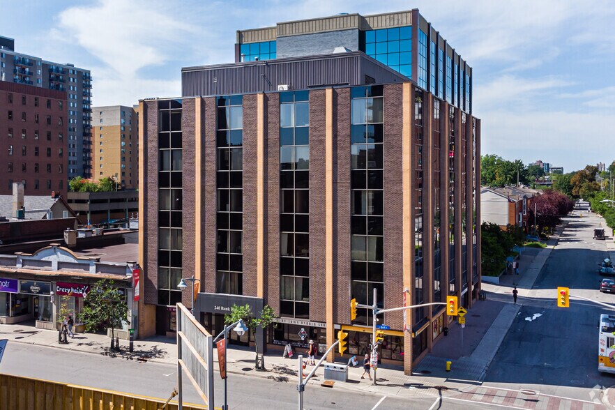 Primary Photo Of 240 Bank St, Ottawa Office For Lease