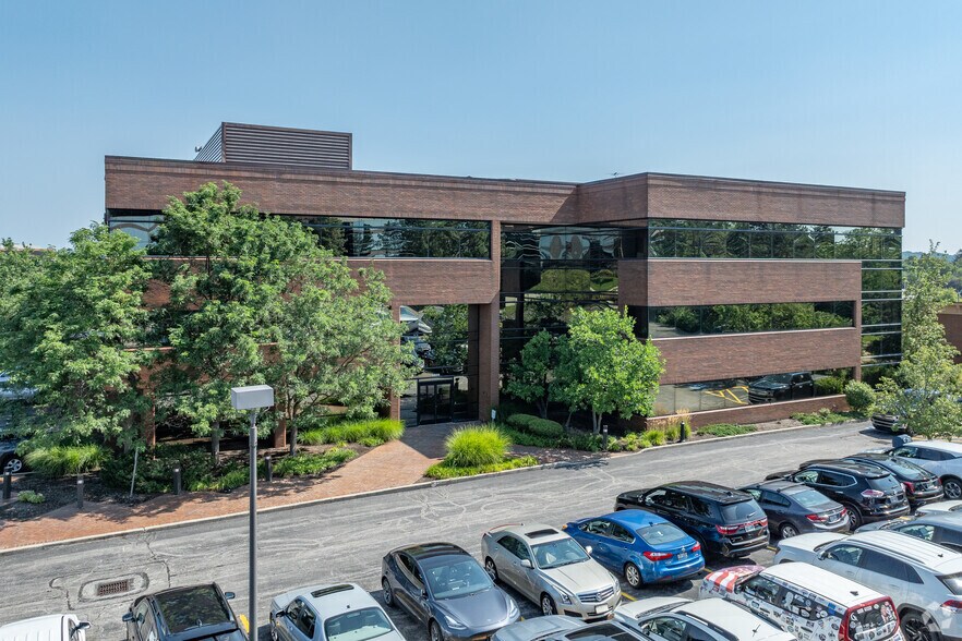 More Photos Of 6500 Rockside Rd, Independence Office For Sale