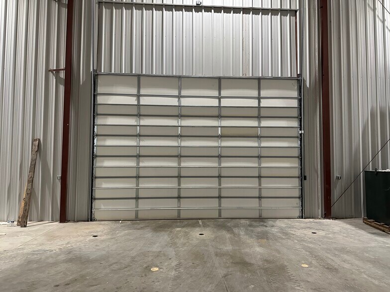 More Photos Of 1201 E Houston St, Broken Arrow Refrigeration Cold Storage For Sale