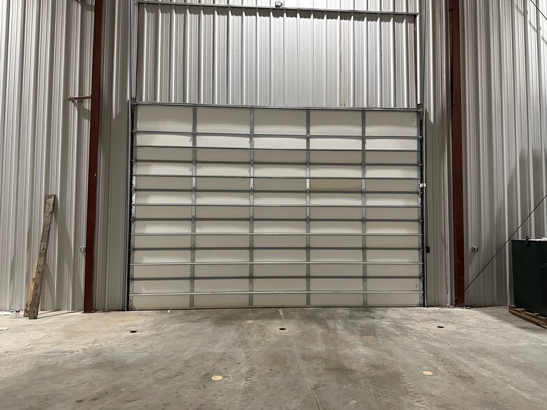 More Photos Of 1201 E Houston St, Broken Arrow Refrigeration Cold Storage For Sale