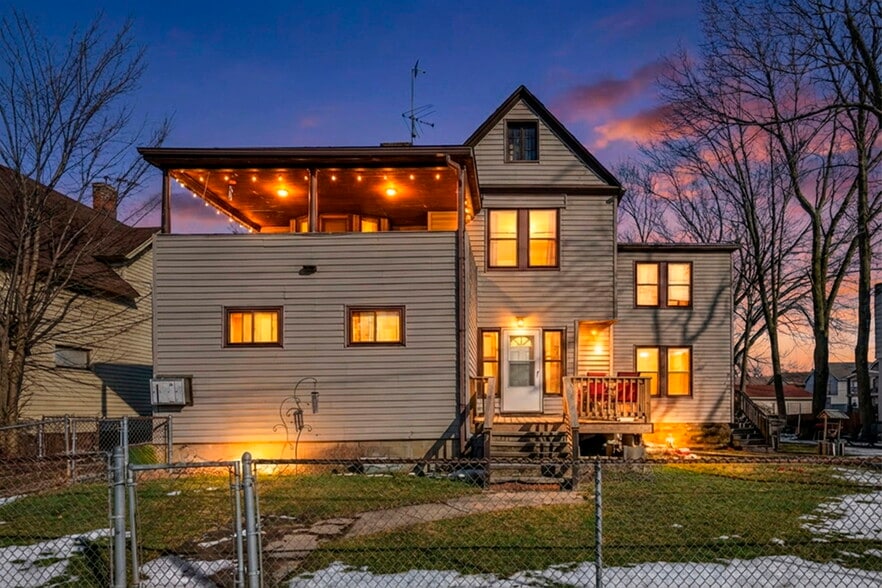 More Photos Of 2127 W 100th St, Cleveland Multifamily For Sale