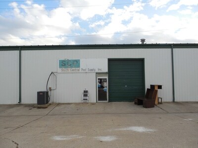 More Photos Of 3135 S Scenic Ave, Springfield Distribution For Lease