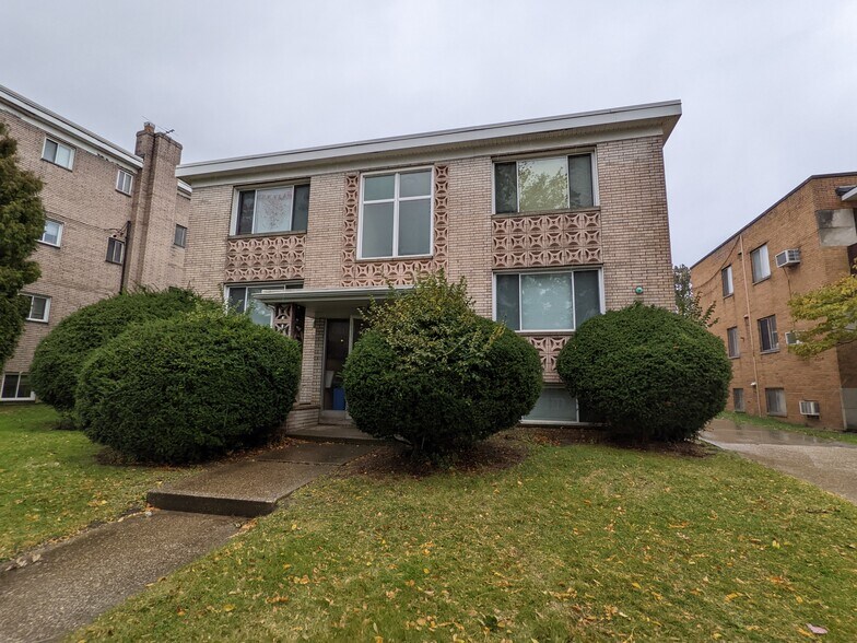 More Photos Of 17740 Lakeshore Blvd, Cleveland Apartments For Sale
