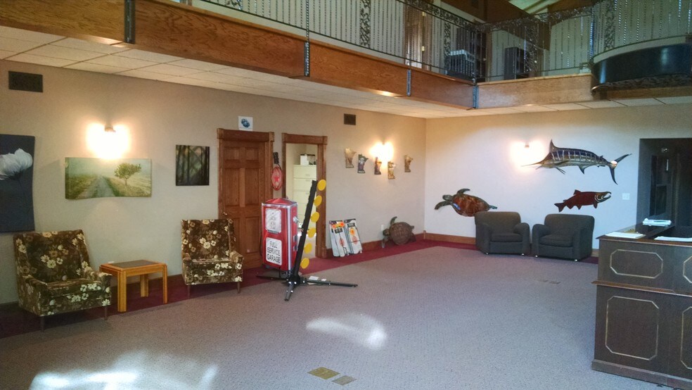 More Photos Of 7981 Town Hall Rd NW, Walker Warehouse For Lease