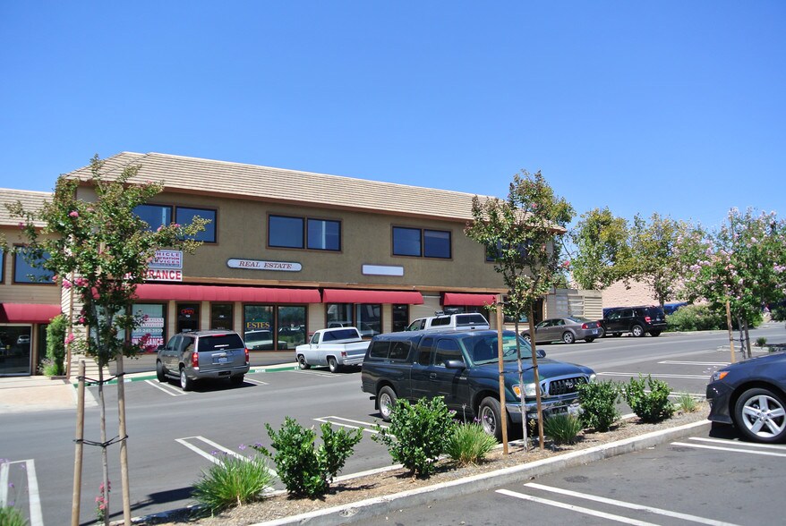 More Photos Of 31900 Mission Trl, Lake Elsinore Office For Lease