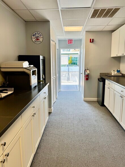More Photos Of 3015 N Ocean Blvd, Fort Lauderdale Apartments For Sale
