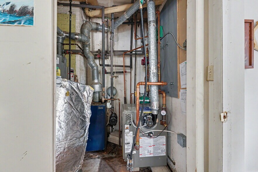 More Photos Of 4344 W Summit St, Lakewood Multifamily For Sale