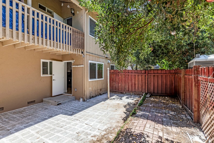 More Photos Of 1179 Mesa Dr, San Jose Apartments For Sale