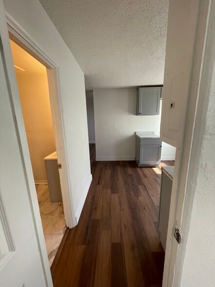 More Photos Of 518 N Orange Blossom Trl, Orlando Apartments For Sale