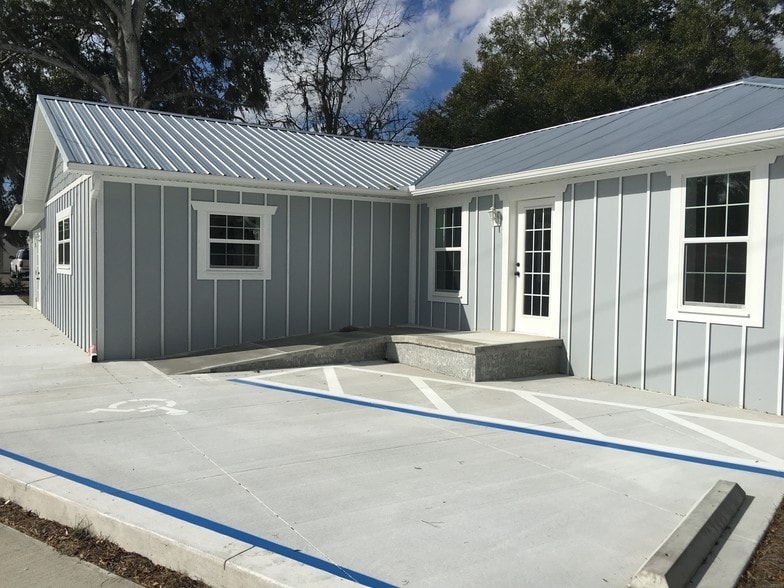 More Photos Of 601 Webster St, Wildwood Office Residential For Lease