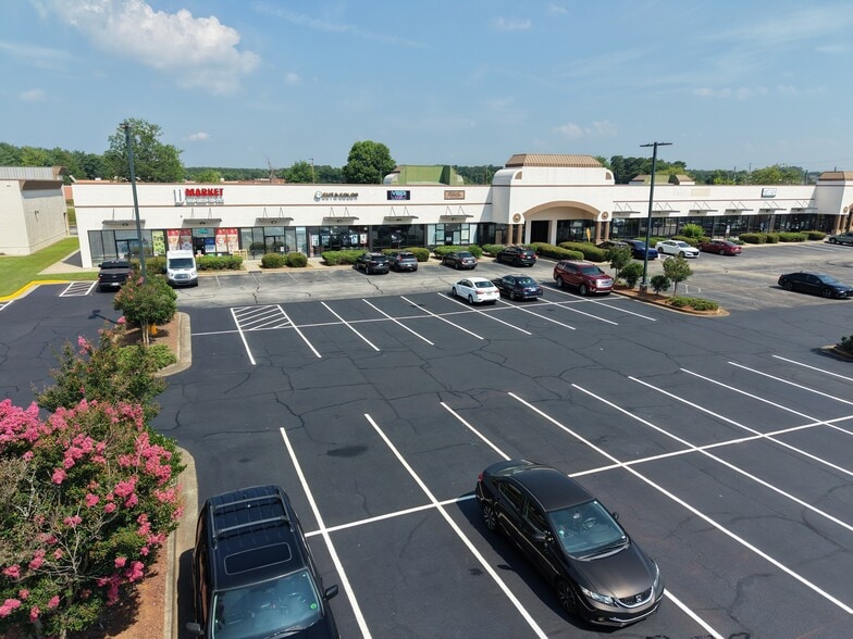 More Photos Of 1300-1500 McDonough Pky, McDonough Unknown For Lease