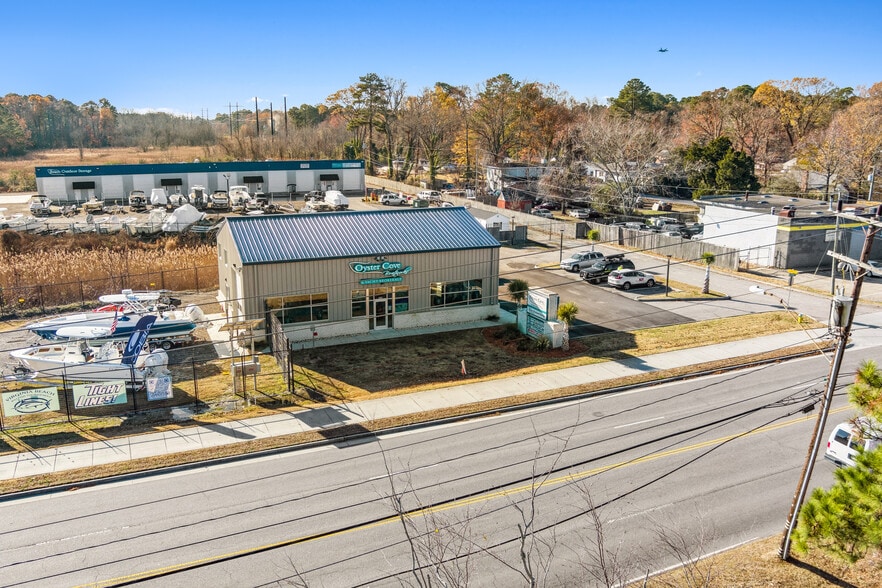 More Photos Of 1309 Virginia Beach Blvd, Virginia Beach Service For Sale