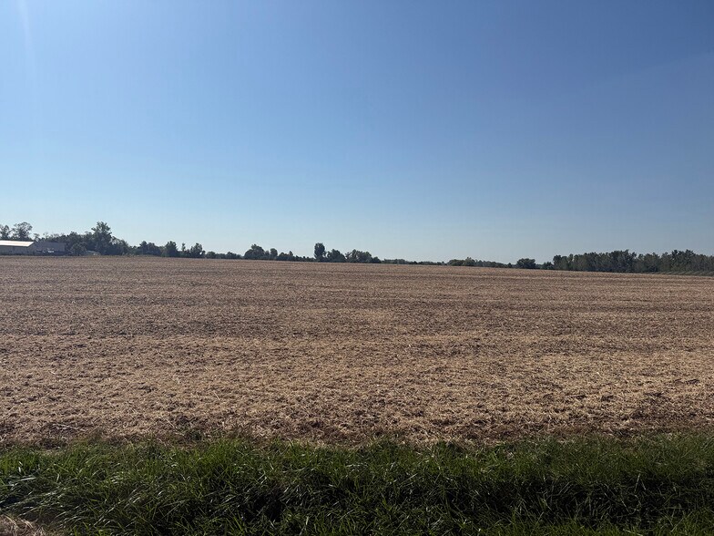 More Photos Of 4320 800 East, Columbia City Land For Sale