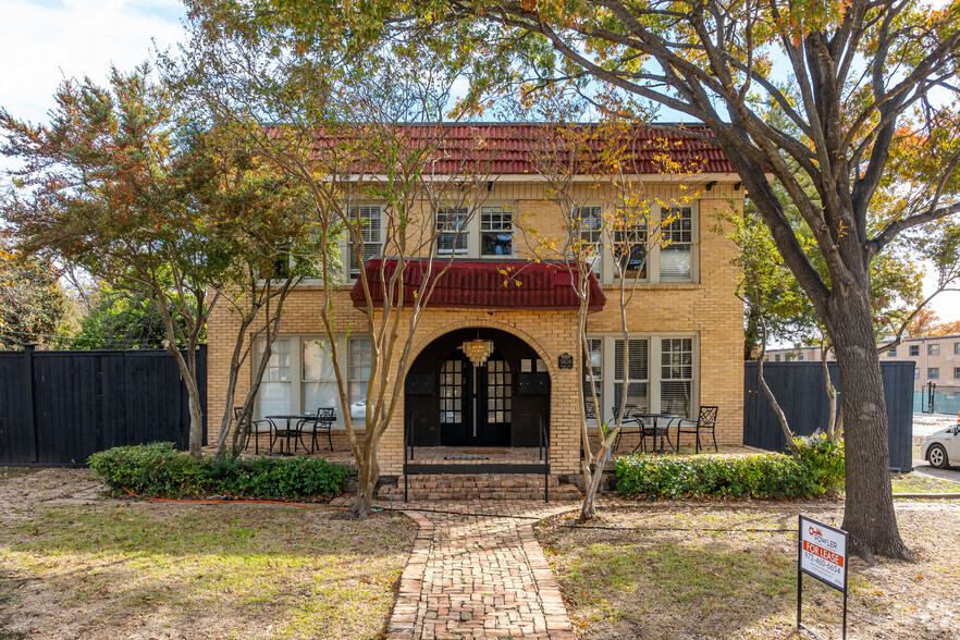 Primary Photo Of 5820 Reiger Ave, Dallas Multifamily For Sale