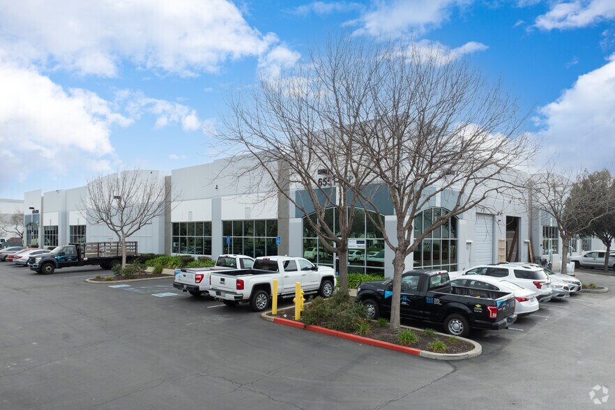 More Photos Of 6551-6589 Las Positas Rd, Livermore Warehouse For Sale