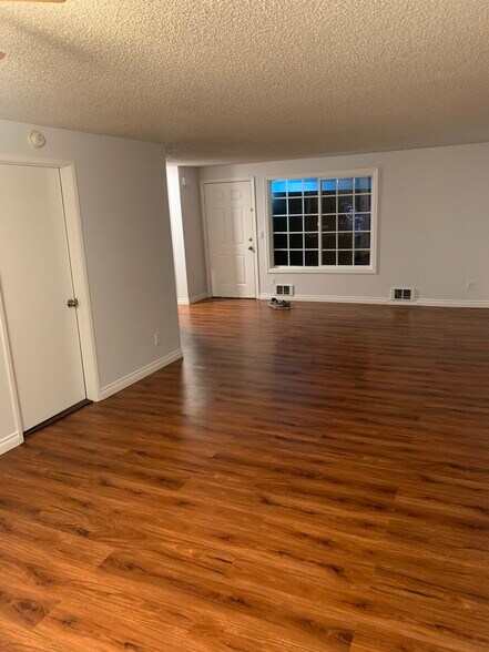 More Photos Of 3482 30th Ave NE, Salem Apartments For Sale