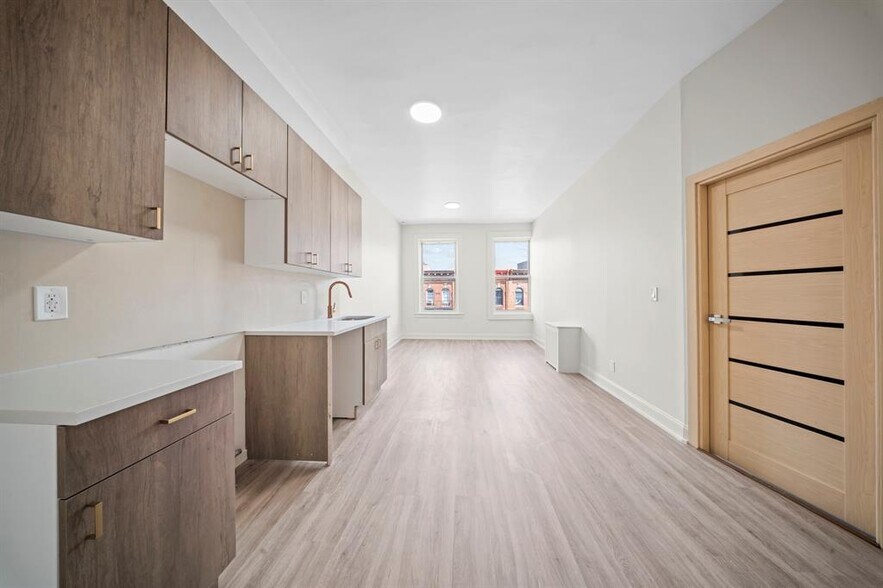 More Photos Of 530 Sutter Ave, Brooklyn Multifamily For Sale